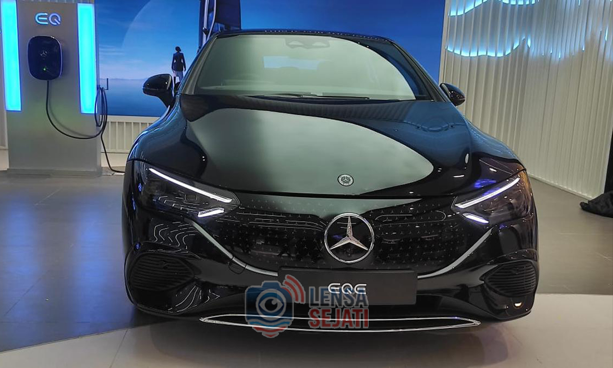 Mercedes-Benz EQS SUV, Mobil Listrik Mewah Berdaya Jelajah 700 Km